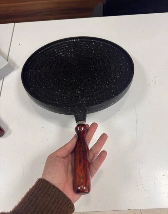 Yeni Model Vernik Saplı Hamarat Çift Taraflı Döküm Bazlama Gözleme Tava 34 Cm