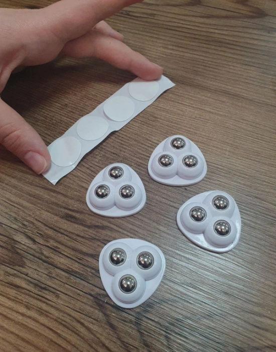 B. 4Lü  Tekerlek Bilyeli Eşya Kaydırma Aparatı Yapışkanlı mx 10kg Tasıma Kapasiteli