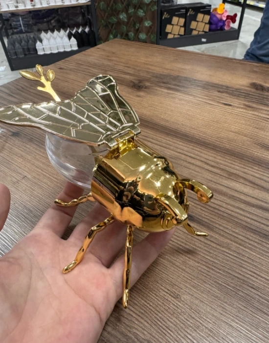 Arı Tasarımlı Bal Kabı Ballık  Kaşık Hediyeli Gold Kaplama Plastik
