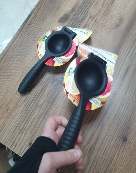 Döküm Limon Sıkacak Siyah