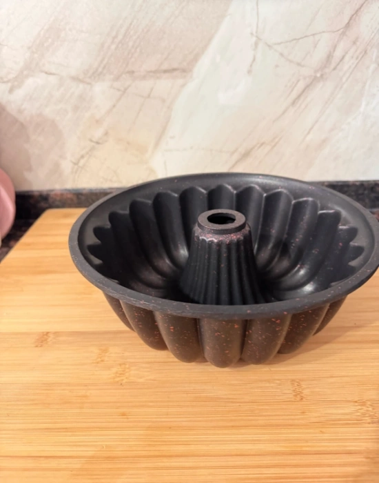 Chefiora Marka Döküm Dilimli Kek Kalıbı