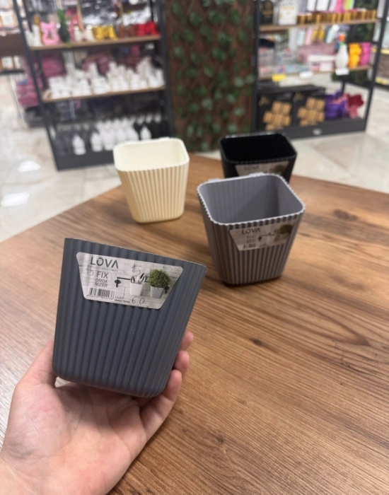 LV. Askılı Organizer Saksı Çiçekli Kaşıklık LV 223