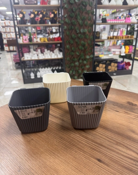 LV. Askılı Organizer Saksı Çiçekli Kaşıklık LV 223