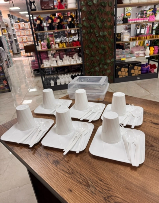 T. 32 Parça Piknik Seti Beyaz Renk Kare