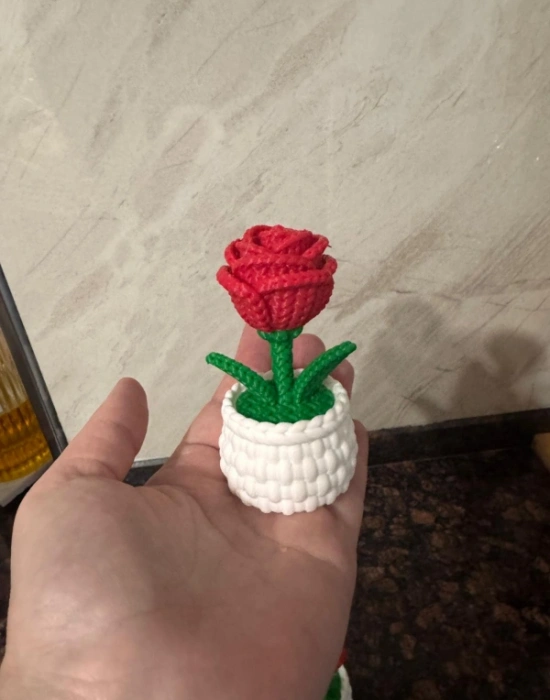 Km Group Saksılı Gül Obje Figür 10 x 5 cm