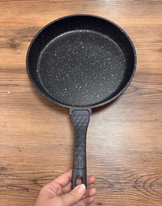 Hamarat 30 cm Tek Kulp Tava Döküm Granit Kaplama