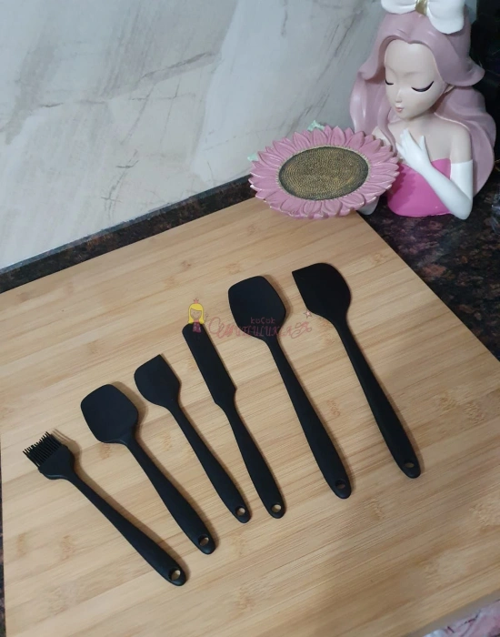 6lı Takım Yanmaz Yapışmaz Mutfak Pasta Slikon Yumurta Fırçası Kaşık Bıçak Spatula Seti