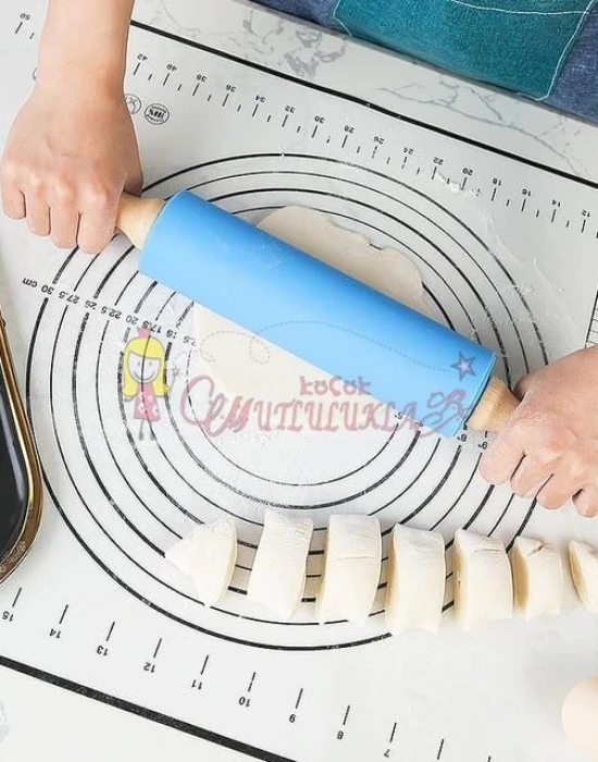 Ahşap Sapli Orta Boy Silikon Merdane