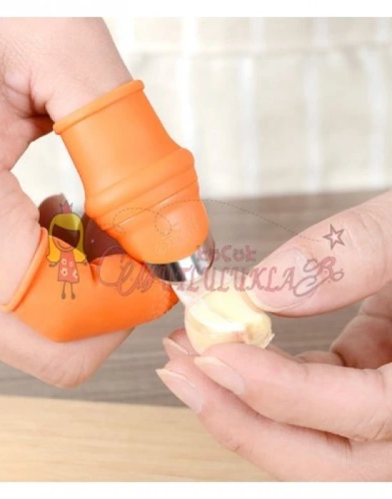 BAŞ PARMAK SEBZE AYIKLAMA ALETİ