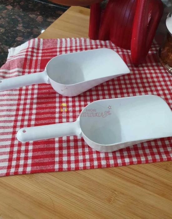 Büyük Erzak Küreği Beyaz