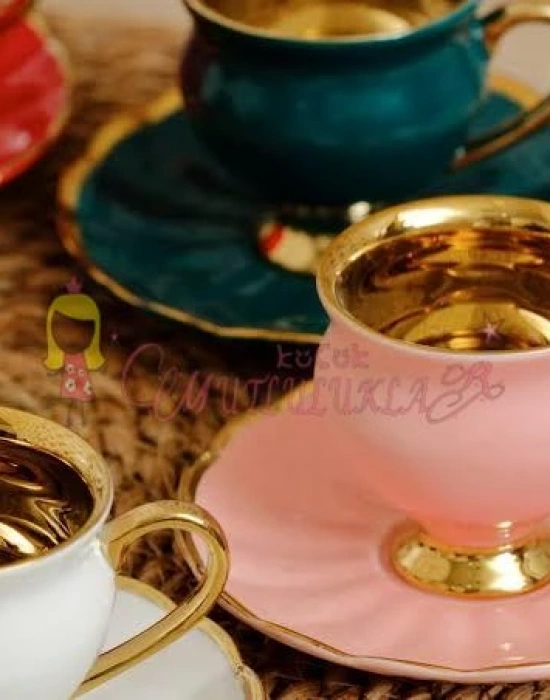 Gold Detaylı Renkli Lux Kahve Fincani