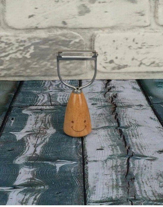 GÜLEN YÜZ BAMBU SAPLI MUTFAK GEREÇLERİ