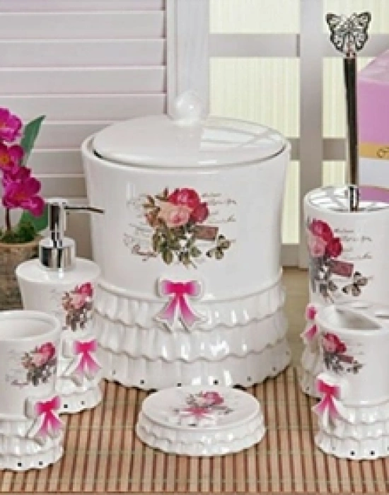 KELEBEK DESENLİ SERAMİK BANYO SETİ