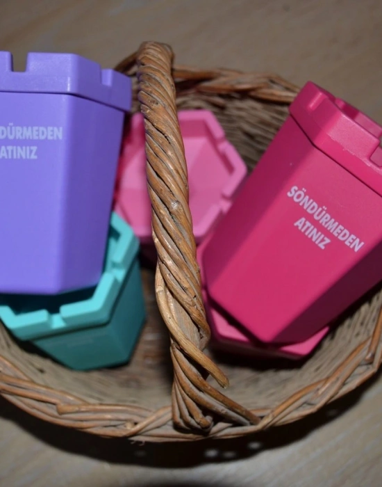 KOKUSUZ KÜLLÜK RENKLİ