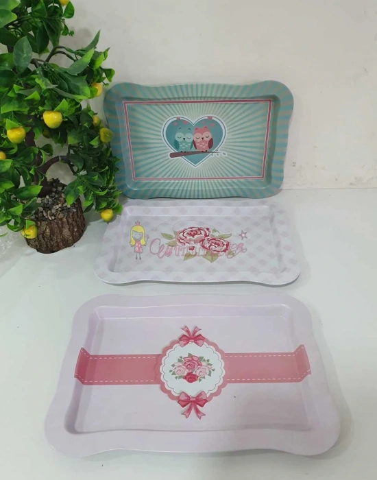 METAL DESENLİ TEPSİ