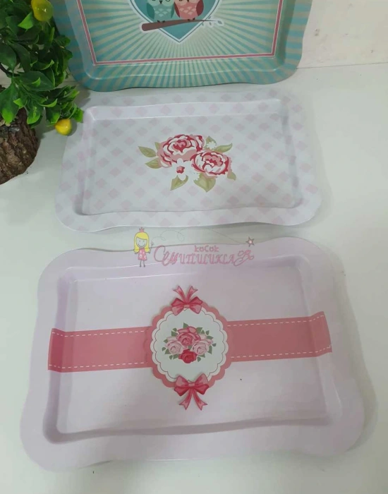 METAL DESENLİ TEPSİ