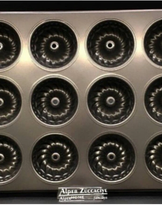 METAL GÖBEKLİ MUFFİN KABI