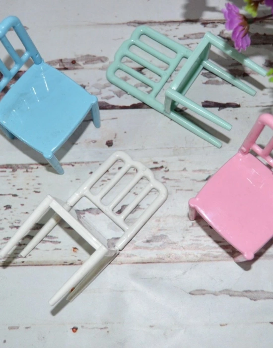 MİNYATÜR 4LÜ PLASTİK SANDALYE