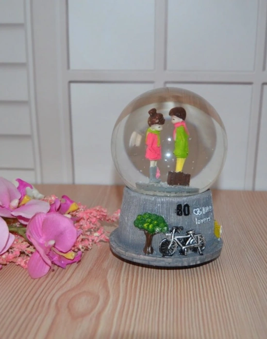 MÜZİKLİ KAR KÜRESİ