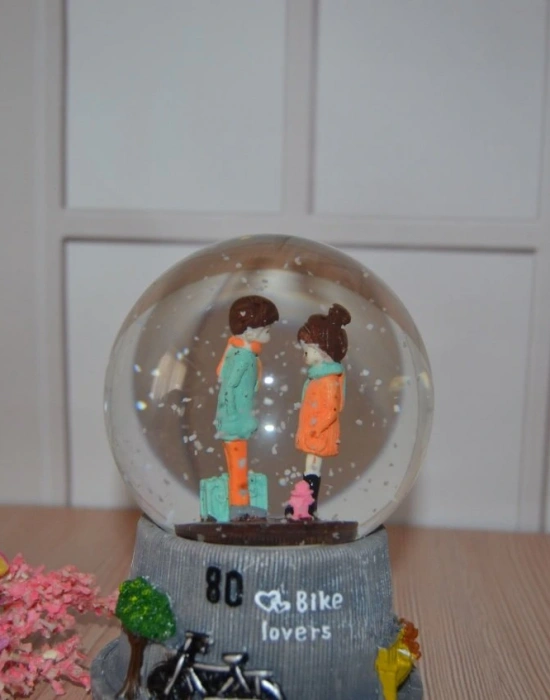 MÜZİKLİ KAR KÜRESİ