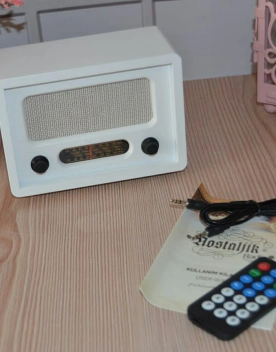 NOSTALJİK AHŞAP RADİO