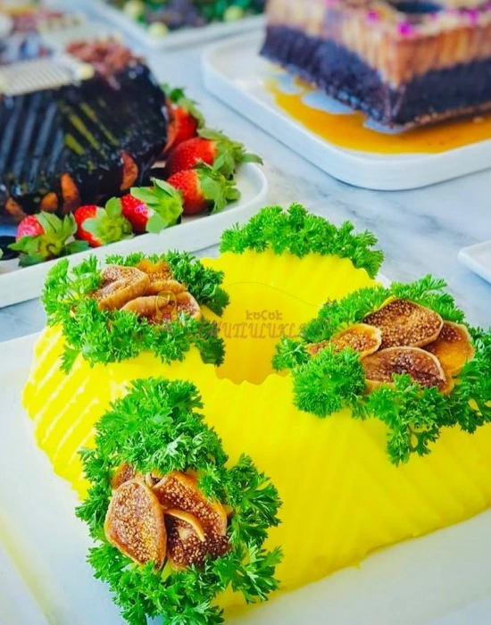 PİRAMİT KARE DÖKÜM KEK KALIBI