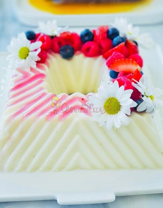 PİRAMİT KARE DÖKÜM KEK KALIBI