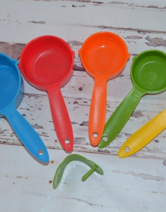 RENKLİ 5Lİ ÖLÇÜ KABI