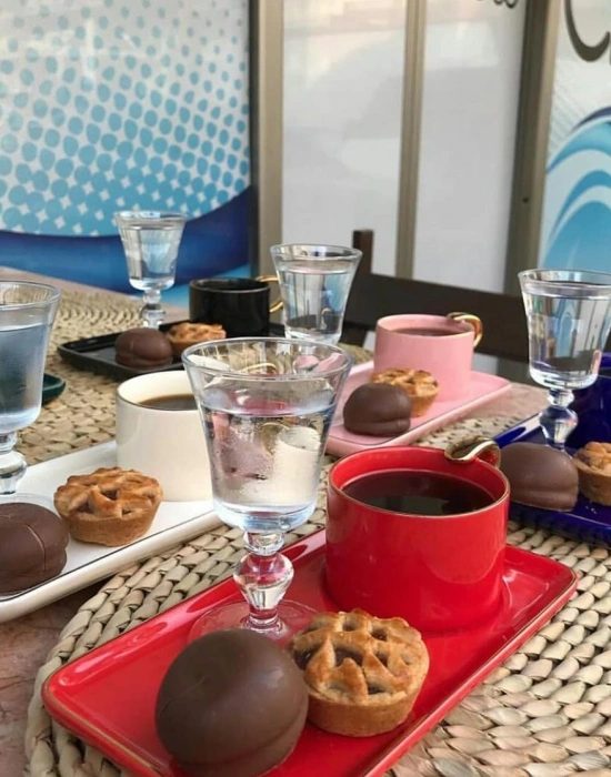 RENKLİ KAHVE TAKIMI