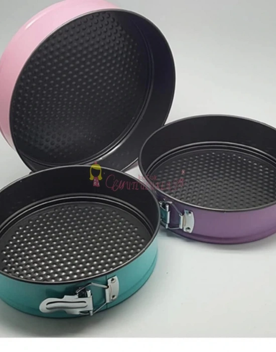 RENKLI KELEPÇELI KEK KALIPLARI