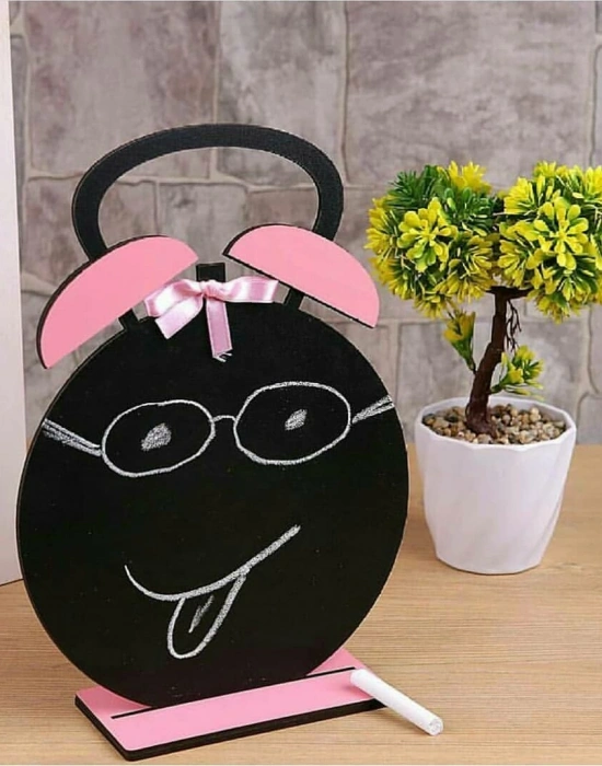 SAAT ŞEKLİNDE KARA TAHTA