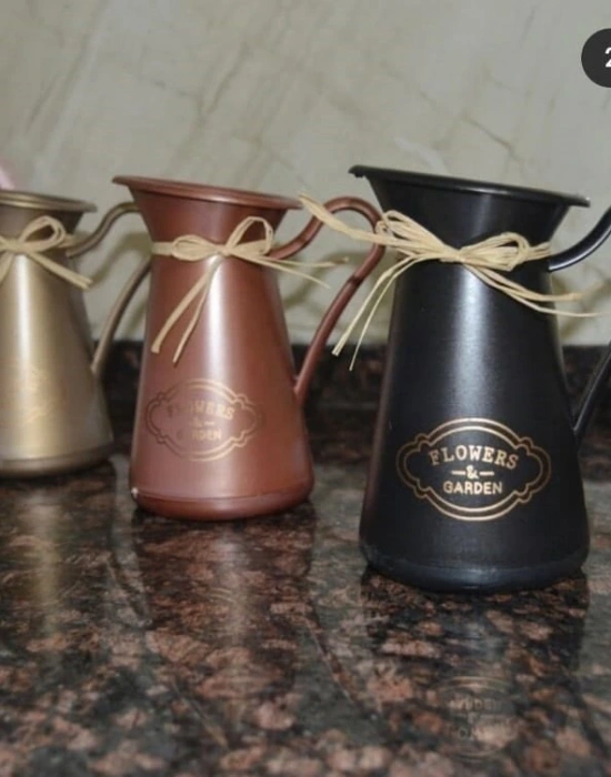 SÜRAHİ ŞEKLİNDE VAZO