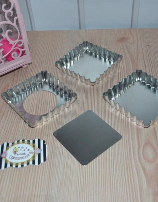 TABANI ÇIKAN PORSİYONLUK KARE TART KALIBI