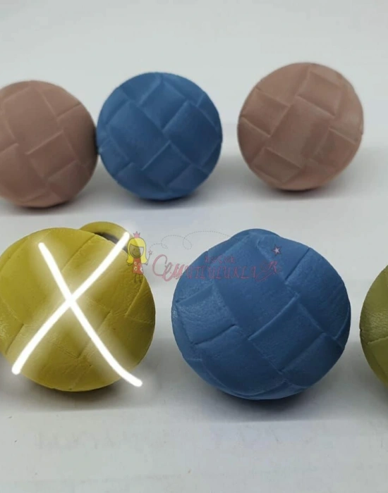 ﻿Deri Model Mantar Şeklinde Yorgan Nevresim Ve Çarşaf  Sabitleyici