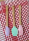 3lü Renkli Bambu Saplı Silikon Uçlu Spatula Fırçalı Kaşık Seti
