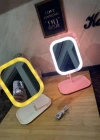 Kare Led Işıklı 3 Modlu Makyaj Aynası