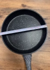 Hamarat 30 cm Tek Kulp Tava Döküm Granit Kaplama