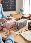 BS. PEMBE Peluş Çift Gözlü Bölmeli Okul İçin Ponponlu Çok Amaçlı Organizer Kalemlik Kalem Kutusu