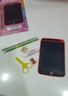 Çocuk Tablet LCD 8.5 Inç Dijital Kalemli Çizim Yazı Tahtası Pembe + Hediye Set