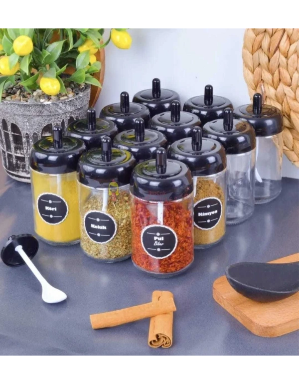 12 Adet Kendinden Kaşıklı Cam Baharat Seti 300 ml (Baharat Etiketli  Hediyeli )  (SIYAH)