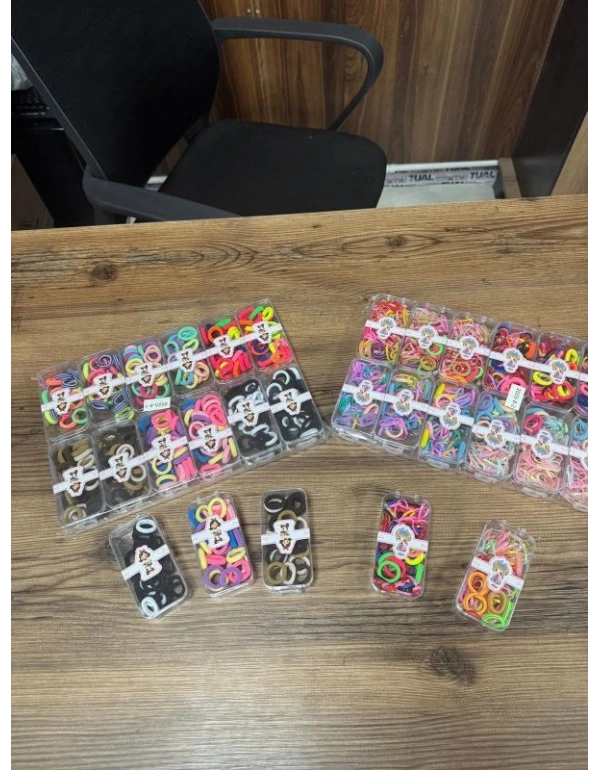 Karma Lastikli Havlu Ve Plastik Tokalar 2025-8-1-8-2