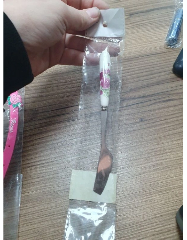 Porselen Saplı Tereyağ Çikolata Sürme Bıcak