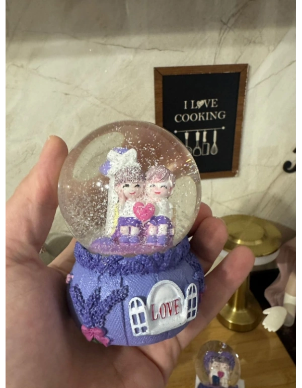 Işıklı Kar Küresi Mini Boy 10 x 6.5 CM A-B 9546