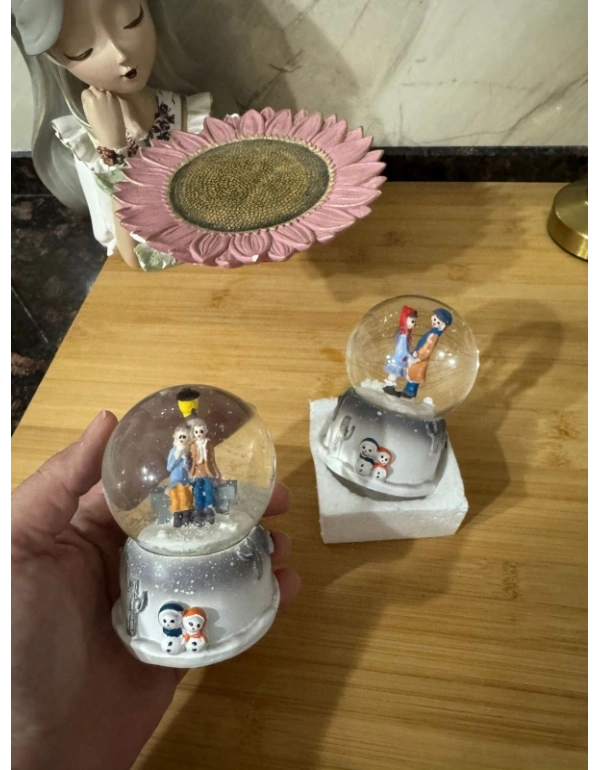 Işıklı Kar Küresi Mini Boy 10 x 6.5 CM A-B 9545