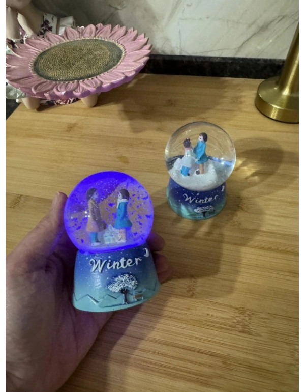 Işıklı Kar Küresi Mini Boy 10 x 6.5 CM A-B 9551