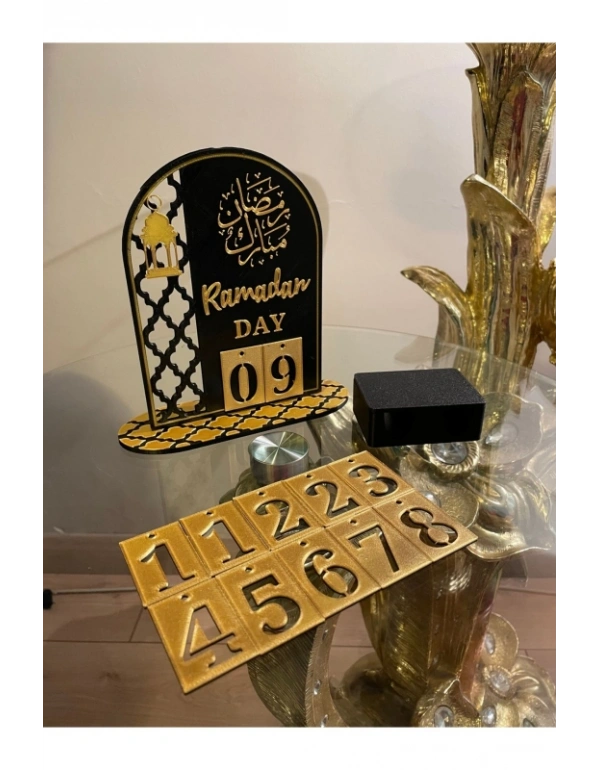 Siyah Ramazan Takvimi Masaüstü Dekoru