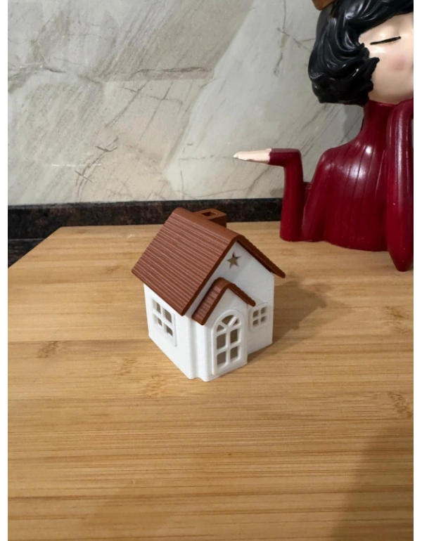 Km Group Ev Model Kahverengi Çatılı Işıklı Mumluk 9 x 7 Cm