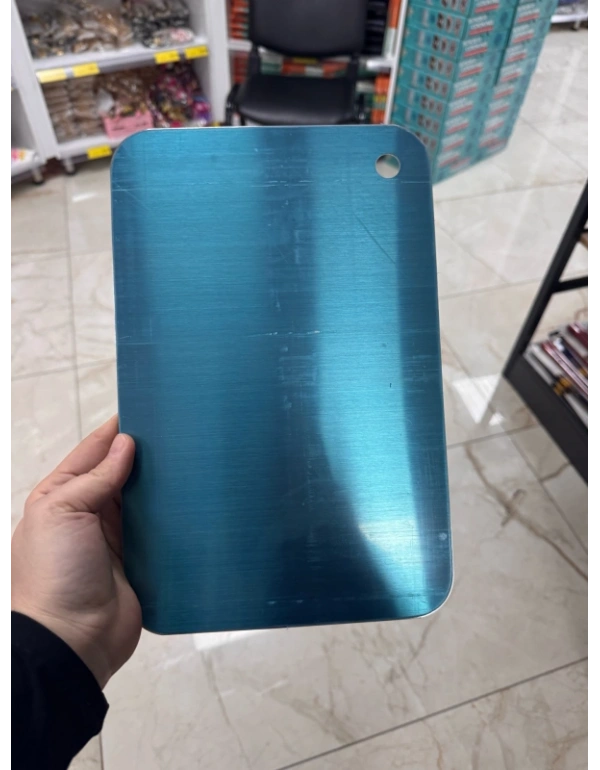 B. Küçük Boy Paslanmaz Çelik Kesim Panosu 20 x 30 Cm