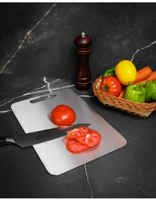 B. Büyük Boy Paslanmaz Çelik Kesim Panosu 23 x 34 Cm