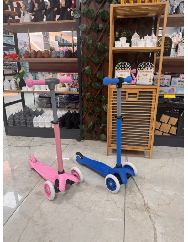 3 Tekerlekli Çocuk Scooter 40 kg Taşıma Kapasiteli